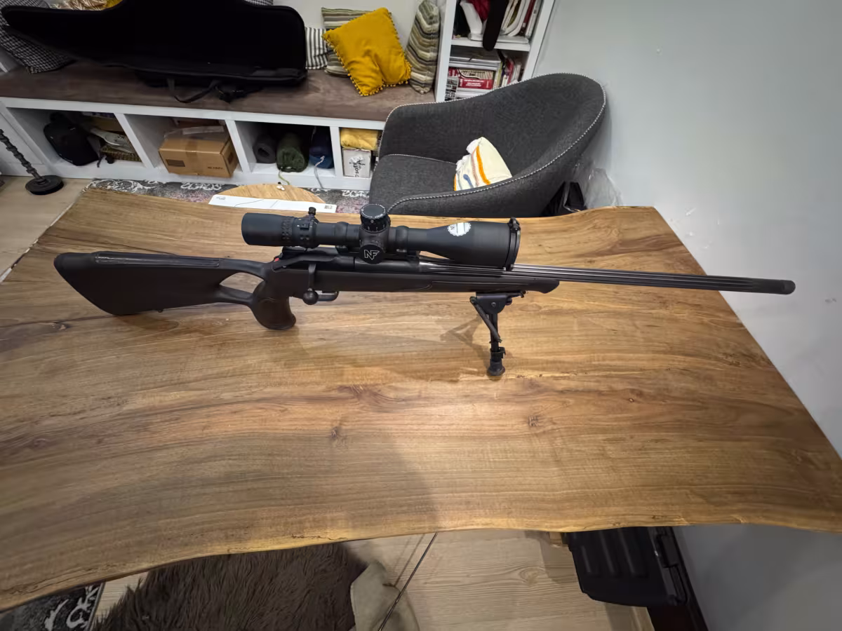 Blaser R8 300 Win Mag