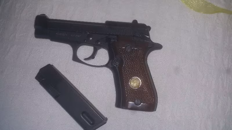 Beretta 84 fs
