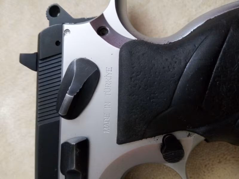 Satılık sarsılmaz