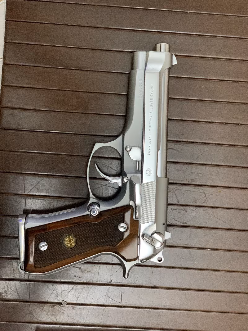 Beretta f92 ihtiyaçtan acil