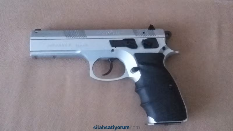 silah Canik 55 pirhana