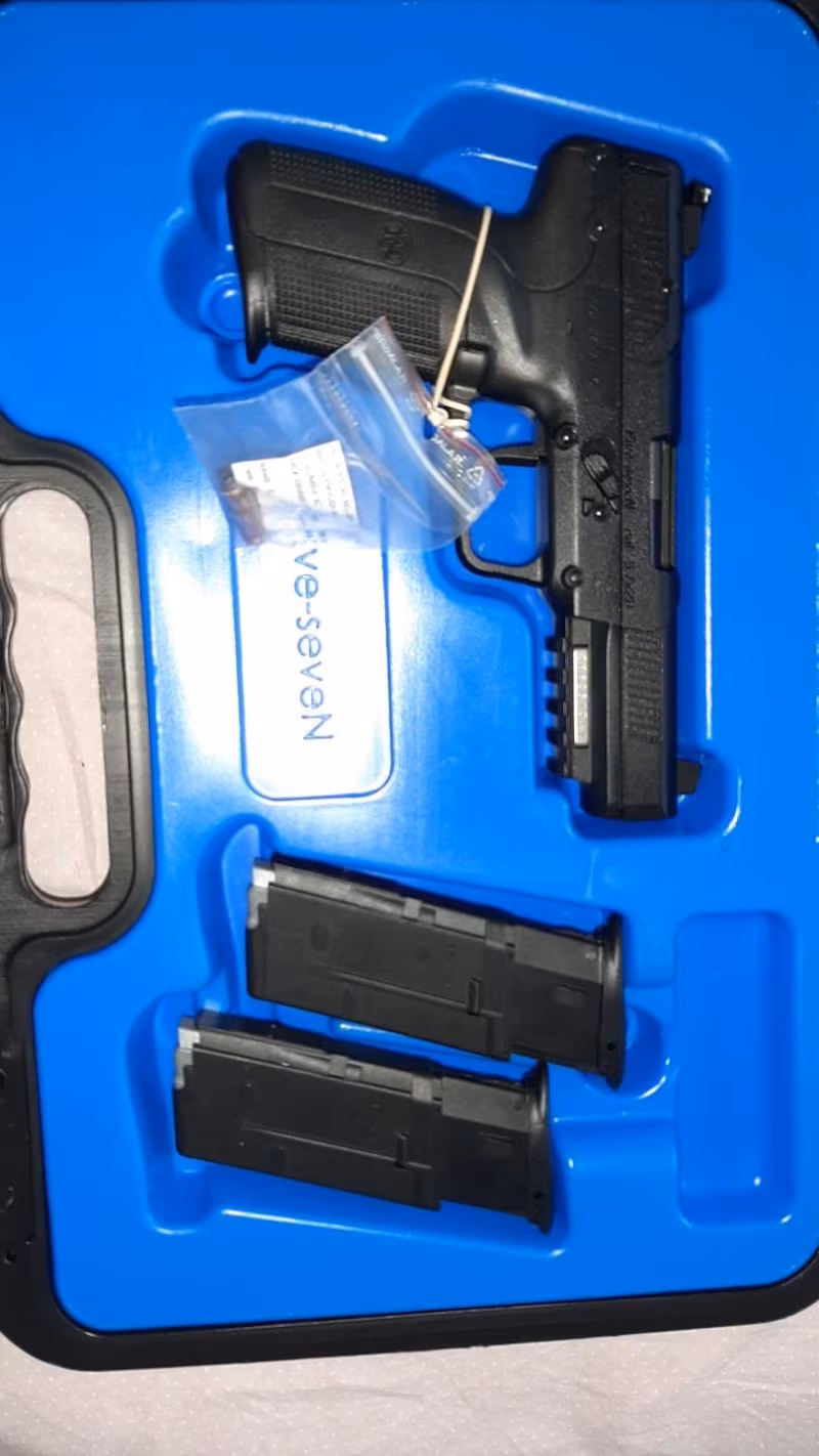 FN FİVE SEVEN SAHİBİNDEN SATILIK