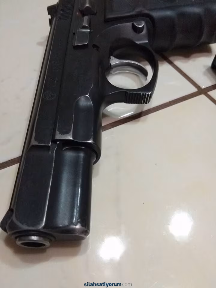 emekli polisten cz75