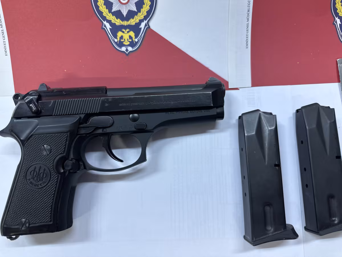 Acil Memurdan Temiz Beretta Mod 92 Compact L