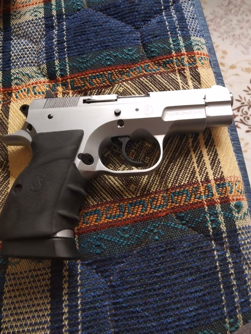 14'sarsılmaz beyaz krom