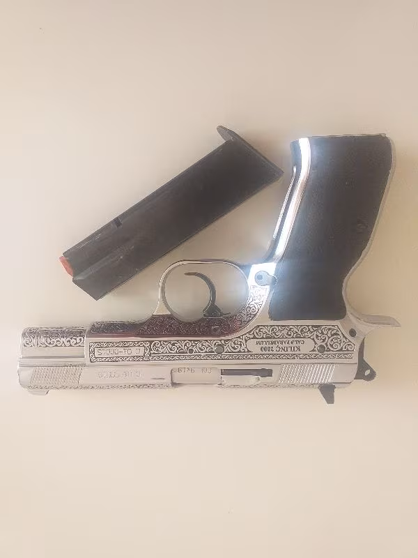 Sarsilmaz kılıç2000 light işlemeli