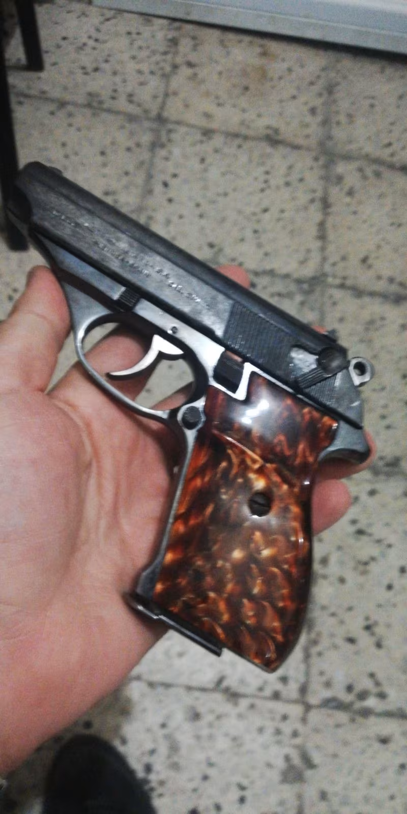 Asra ruhsatlı memurdan kısa dokuz lu RUHSATLI ALANLAR ARASIN ruhsatsız alım satım yasaktır.