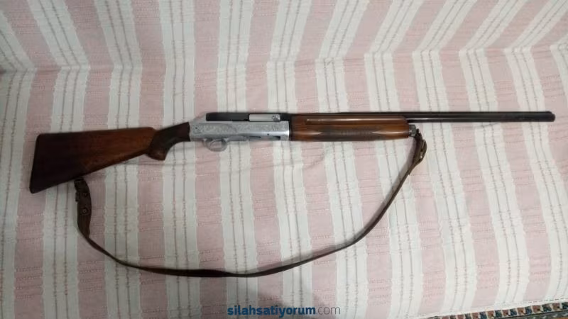 İTALYAN BERETTA YARI OTOMATİK AV TÜFEĞİ