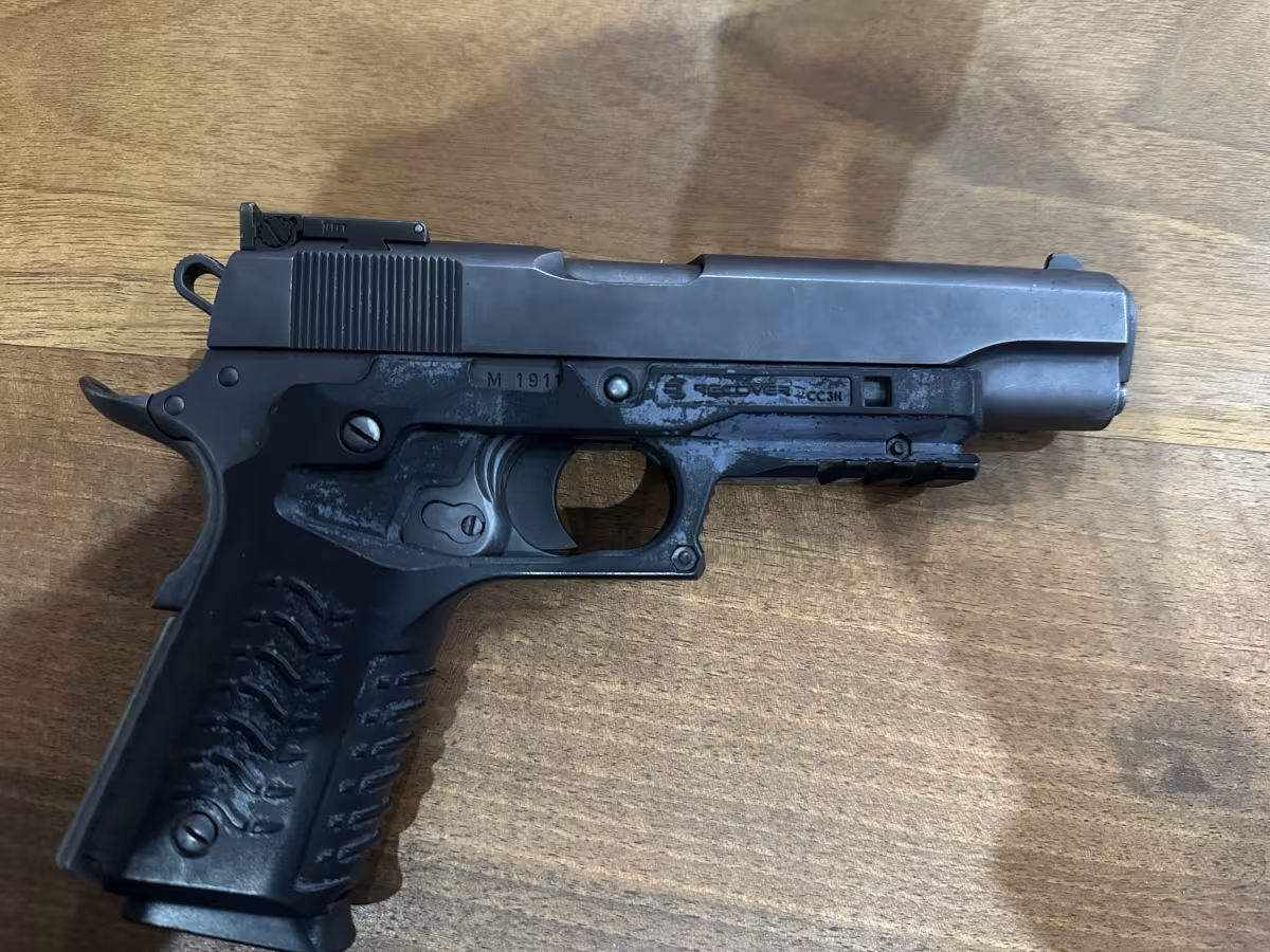 Reminghton Colt 1911