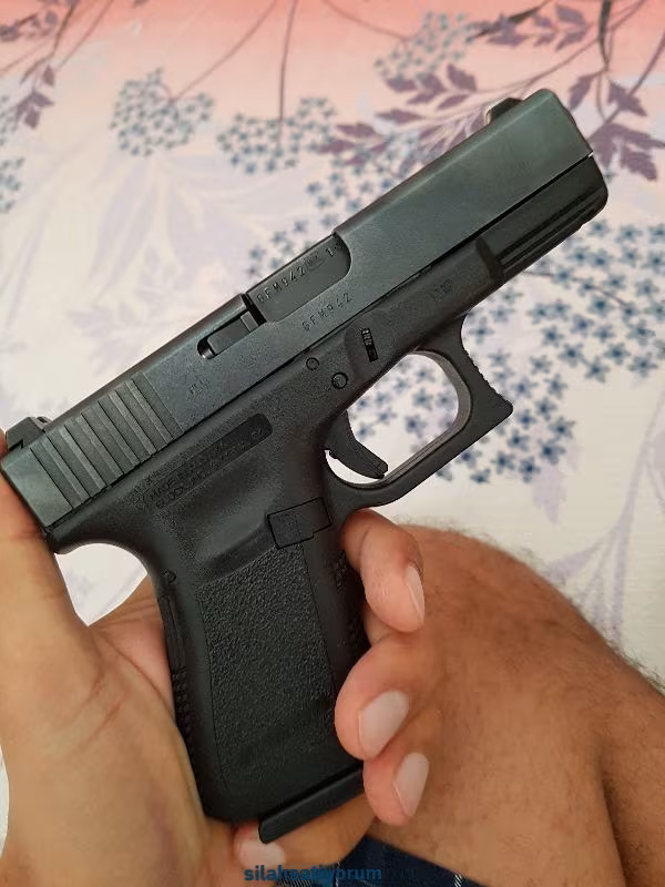 Glock 19 fosforlu gez ve arpacık