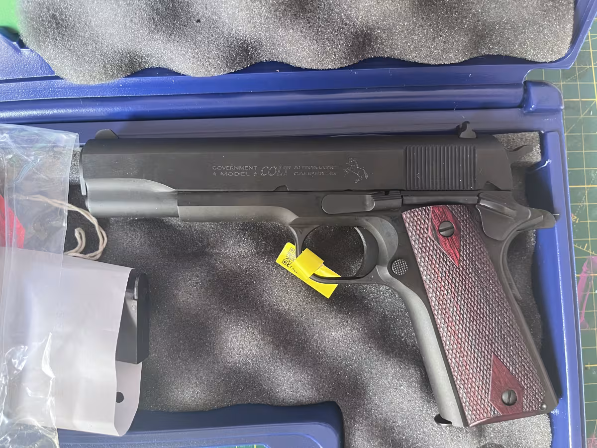COLT 1911 CLASSIC 45 ACP