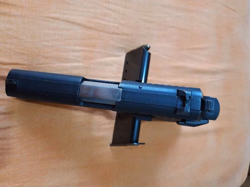 Emekli Öğretmenden Ruhsatlı tabanca