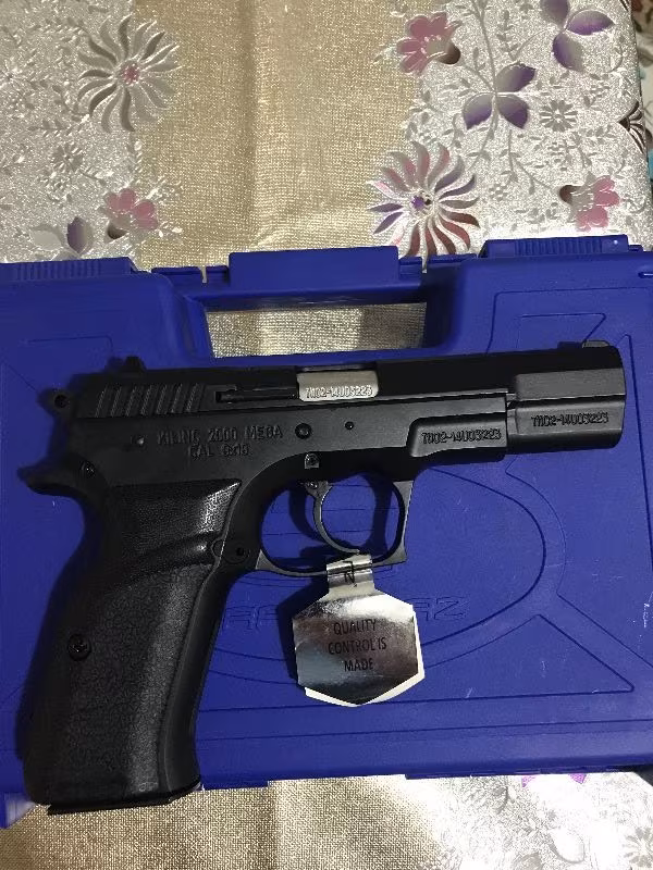 EMEKLİ POLİSTEN 13+1 PIETRO BERETTA