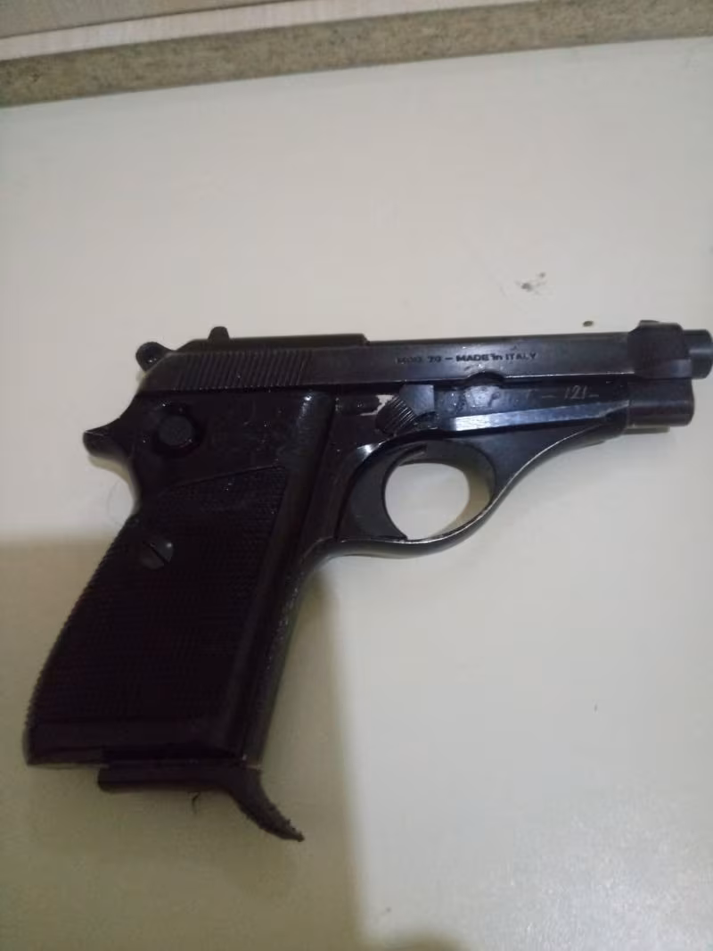 Polisten satılık orjinal baretta