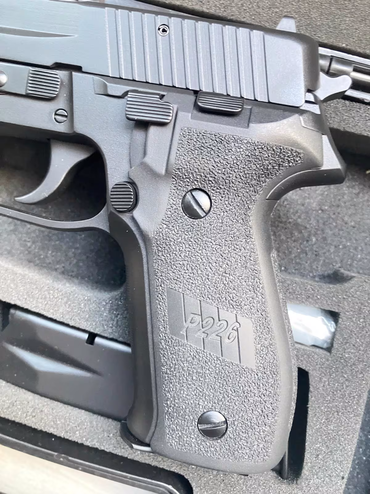 Sig Sauer P226