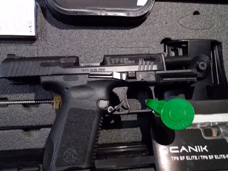 TP9SF ELİTE-S SİYAH LAK.