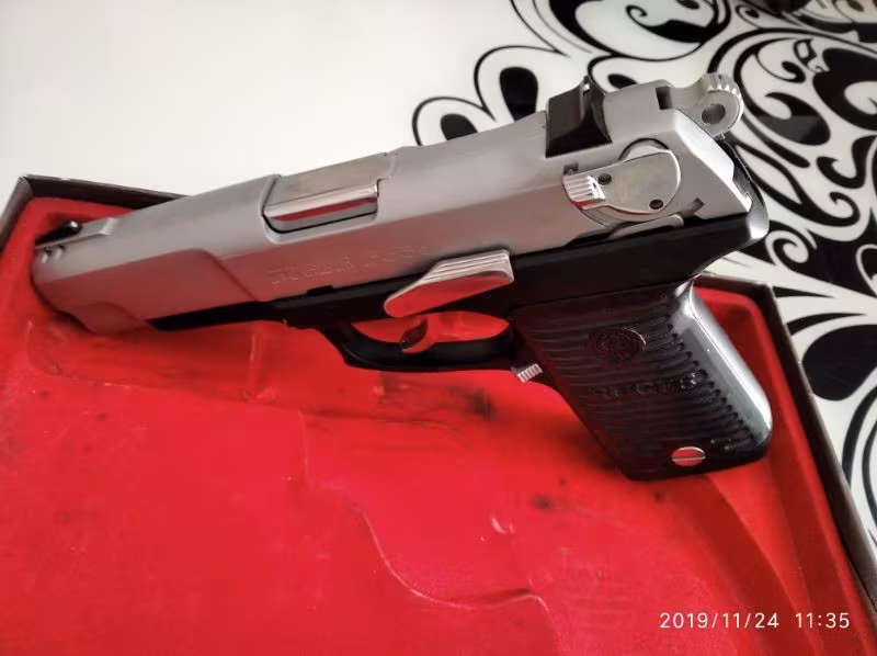 Emekli Emniyet Mensubundan Satılık Ruger P85 301 Serisi