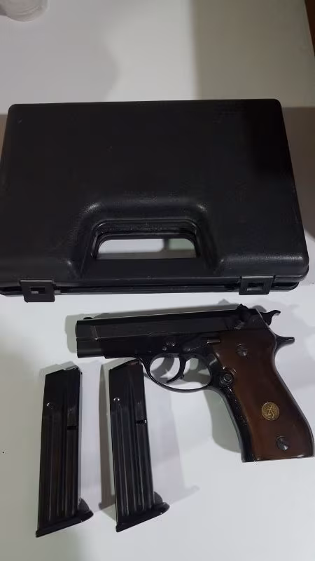 Memurdan iyi bir silah