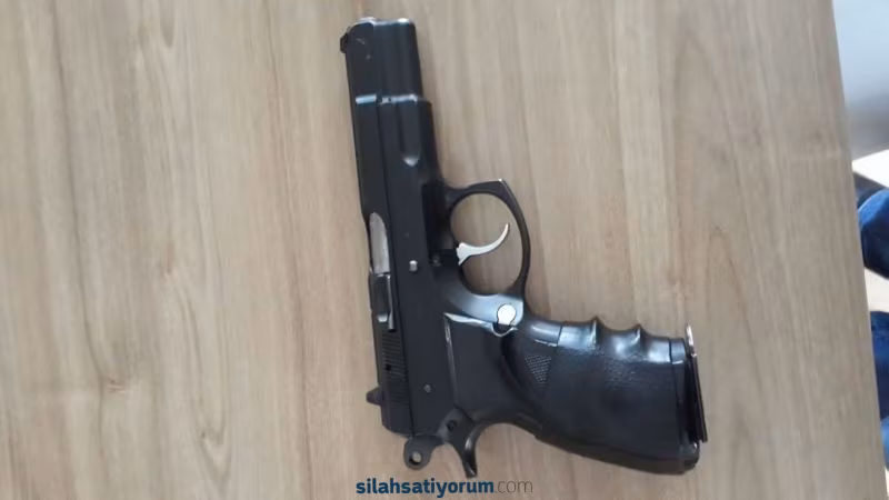 Emekli Polis'ten Çok Temiz 16'lı Cz75