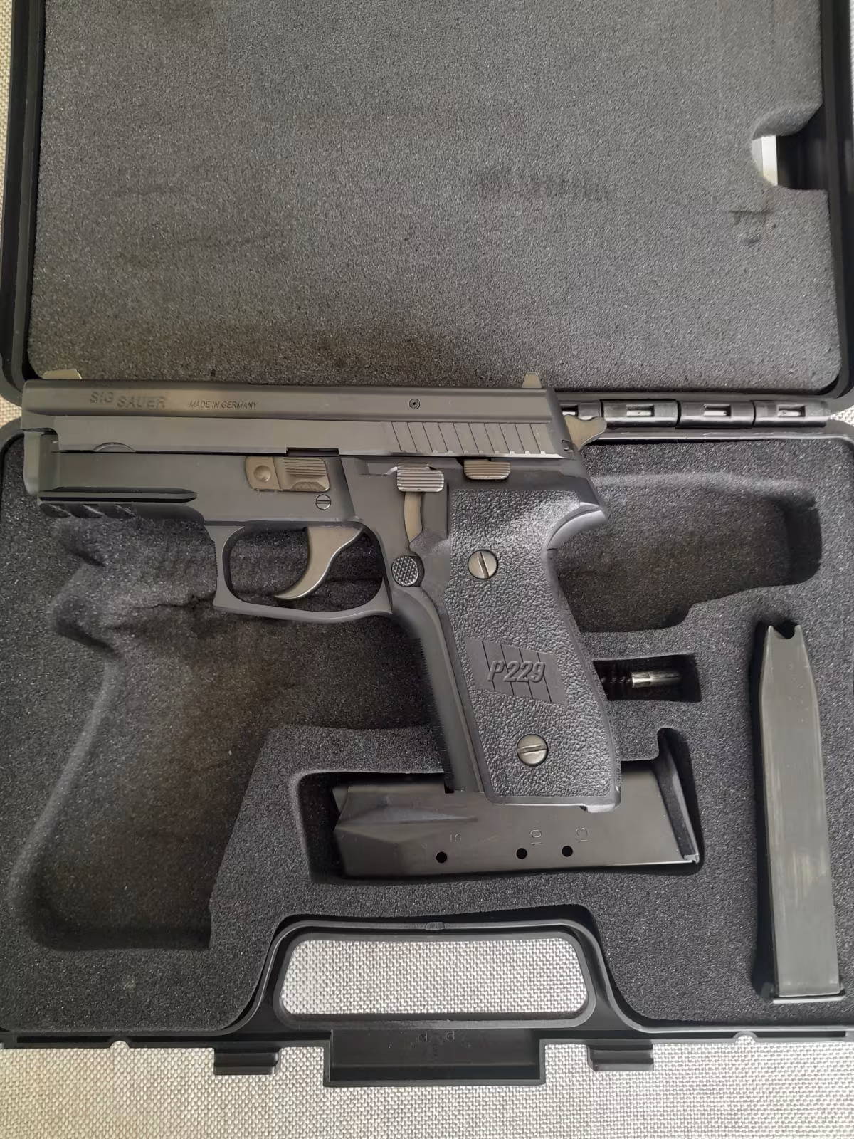 Sıgsauer marka tabanca bulundurma ruhsatlı