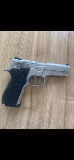 SMITH WESSON 5906