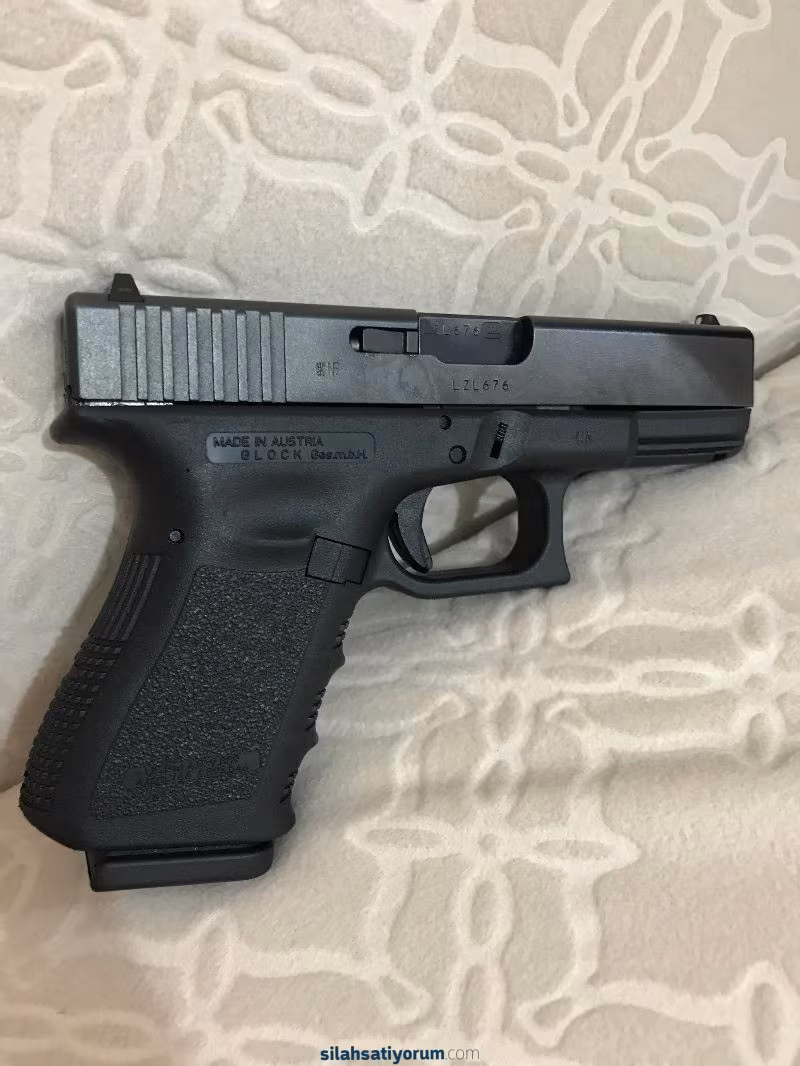 Emekli askeri personelden