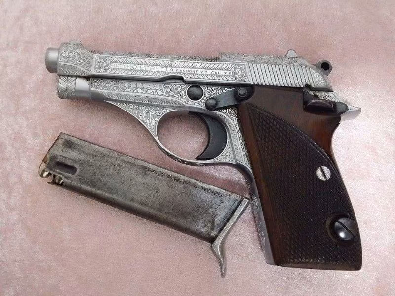 Düğmeli Beretta 7.65