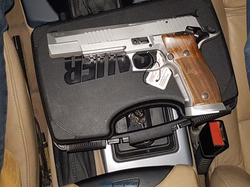 Sig Sauer P226 Xsix Classic