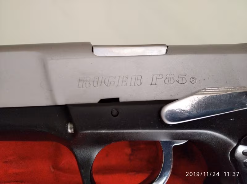 Emekli Emniyet Mensubundan Satılık Ruger P85 301 Serisi