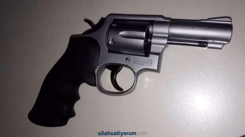 BAKIMLI TEMİZ , ÇOK AZ KULLANILMIŞ