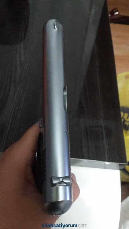 SİLAH RUHSATLIDIRRRR-----/-----/ACIIILLL ILK GELEN ALIR