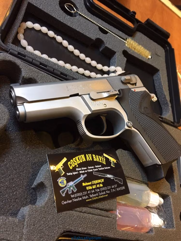 Sıfır kutusunda Smith&Wesson