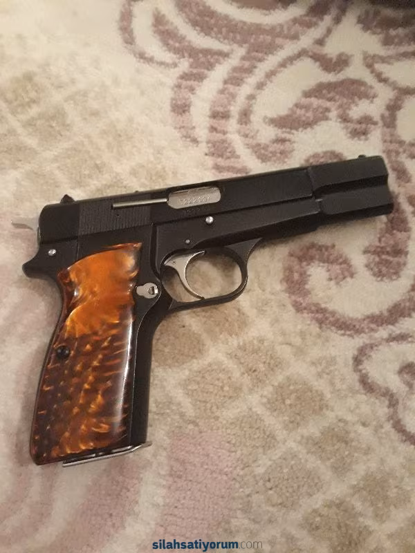 Askeri personelden Browning