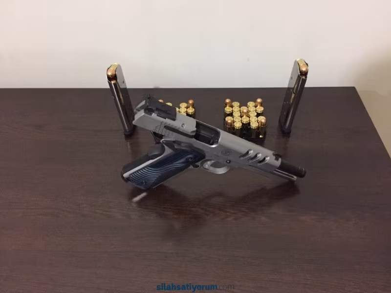 45 lik Smith Wesson 1911 Performance Center