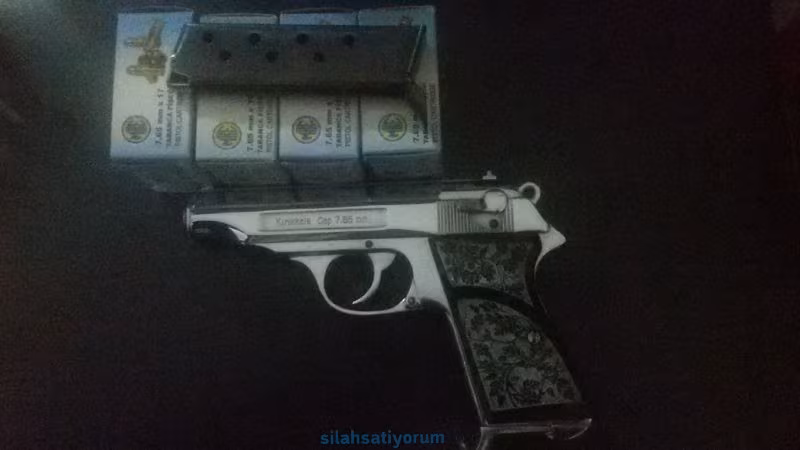 Memurdan Bulundurma Ruhsatlı temiz Kırıkkale 7.65 ayrıca RUHSATSIZ SATIŞ OLURMU DİYE KESİNLİKLE SORMAYIN PAZARLIK YOKTUR SON FİYAT 600 TL.