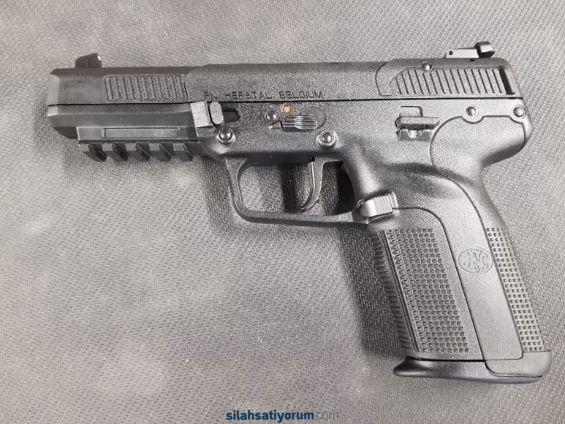 DEVREDİLMEYE HAZIR HİÇ KULLANILMAMIŞ FN FIVE SEVEN