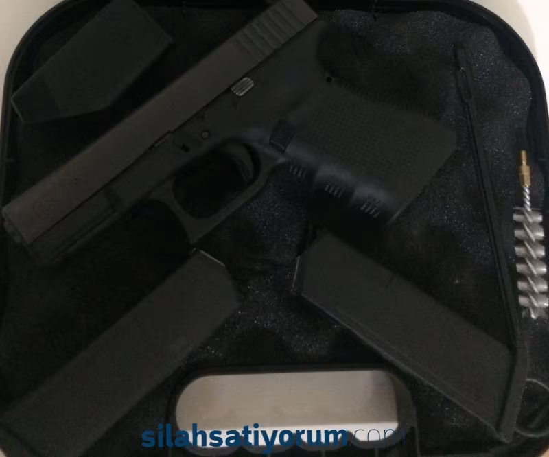 GLOCK 19C GEN4