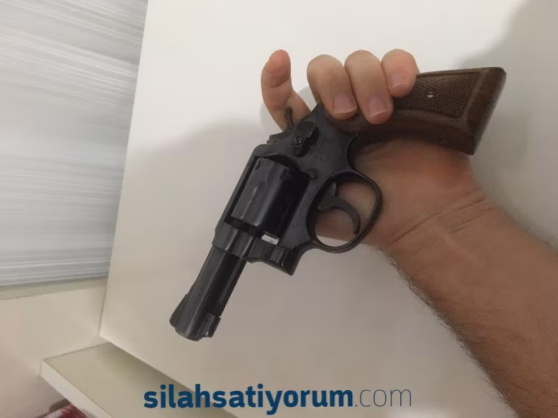 Memurdan çok temiz smith wesson acil satılık