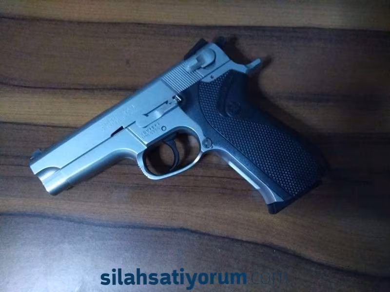 Smith Wesson 5906 15+1