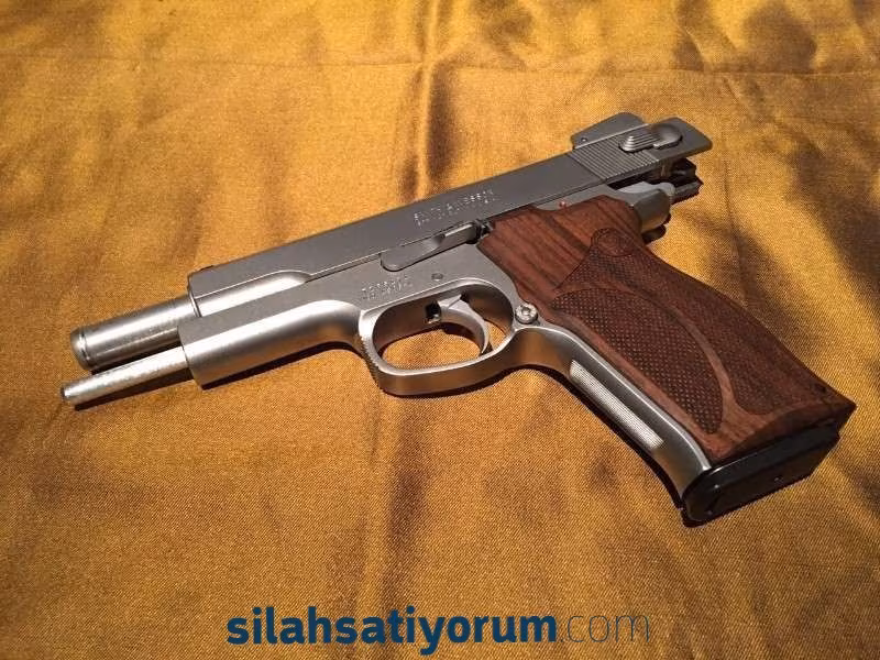 Smith & Wesson 4506-1